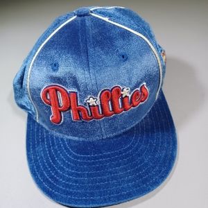 Vintage Phillies Hat size 7 3/8. Great condition.